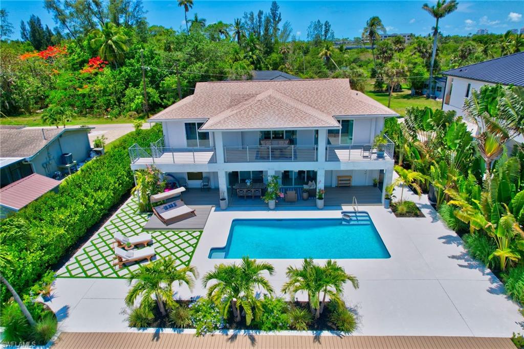 PIRATES COVE - Residential