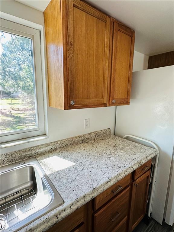 SAN CARLOS PARK - Residential