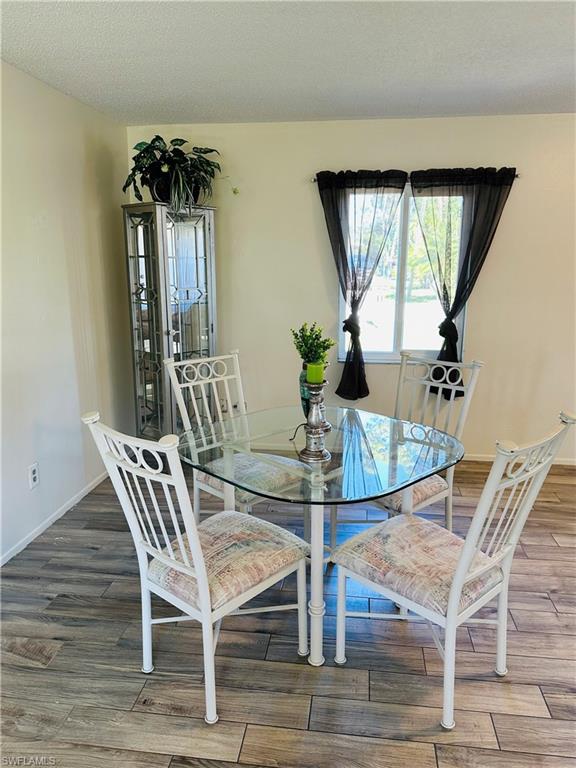 SAN CARLOS PARK - Residential