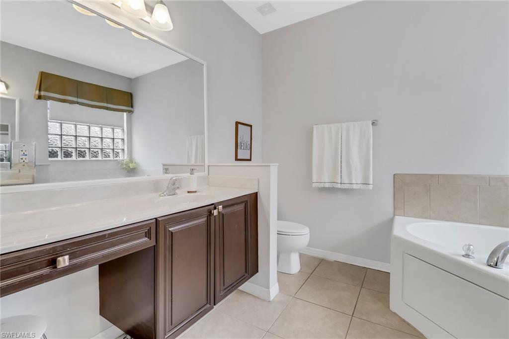 OLYMPIA POINTE - Residential