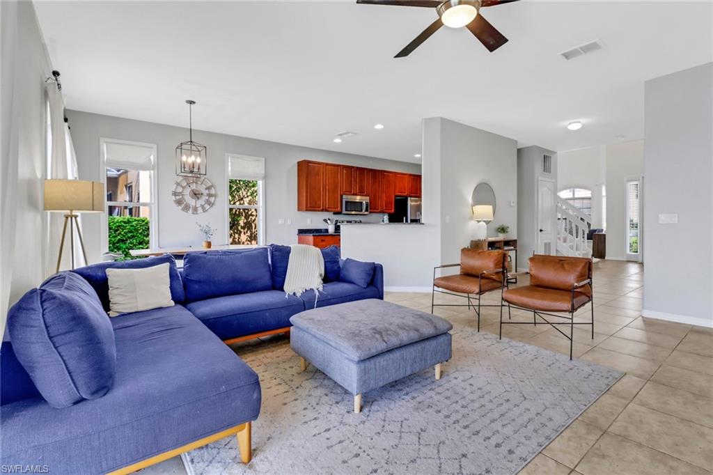 OLYMPIA POINTE - Residential