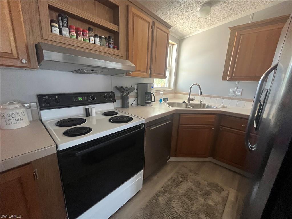 CHERRY ESTATES - Residential