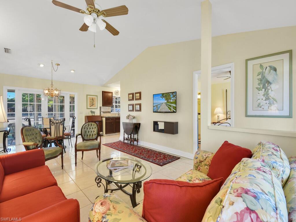 GOLDEN GATE ESTATES - Residential