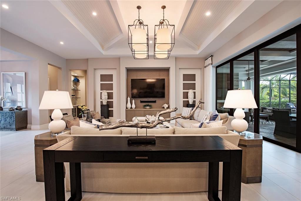 PINE RIDGE - Residential