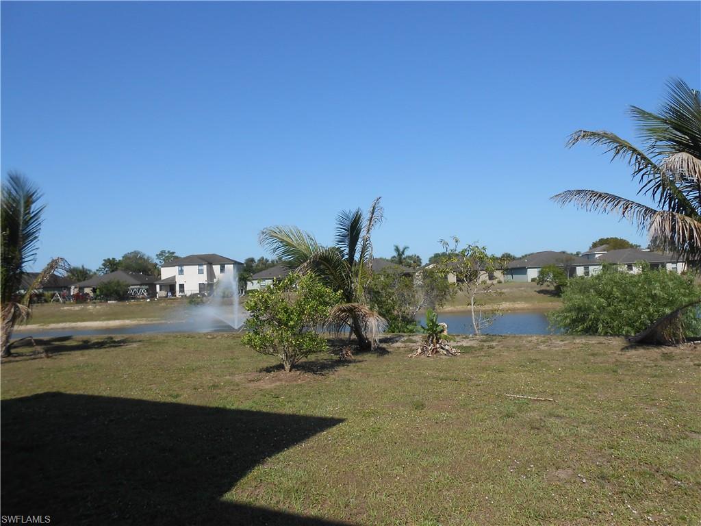 SHADOW LAKES - Residential