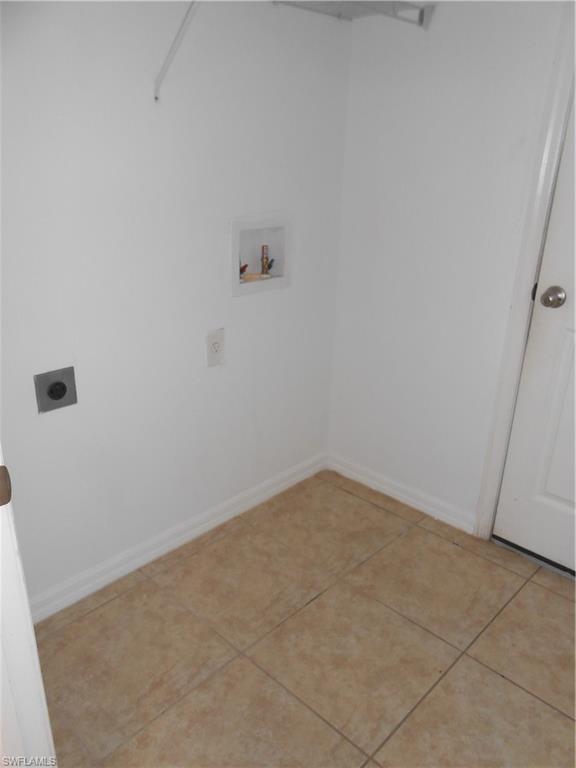 SHADOW LAKES - Residential