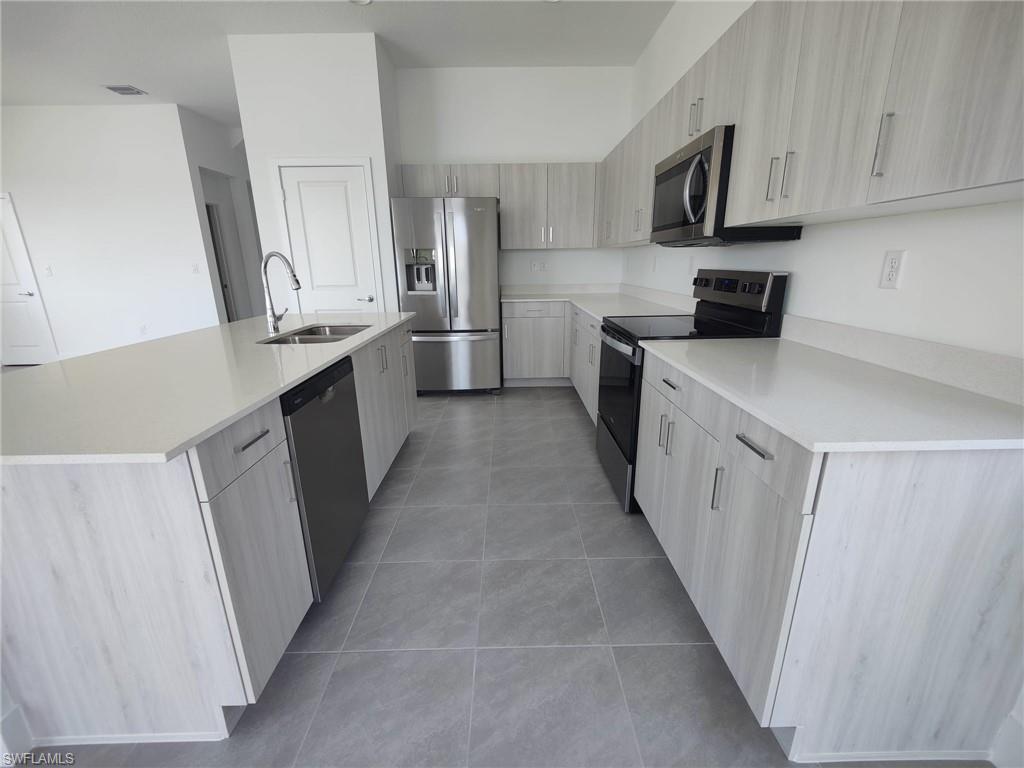 SILVERWOOD - Residential Lease