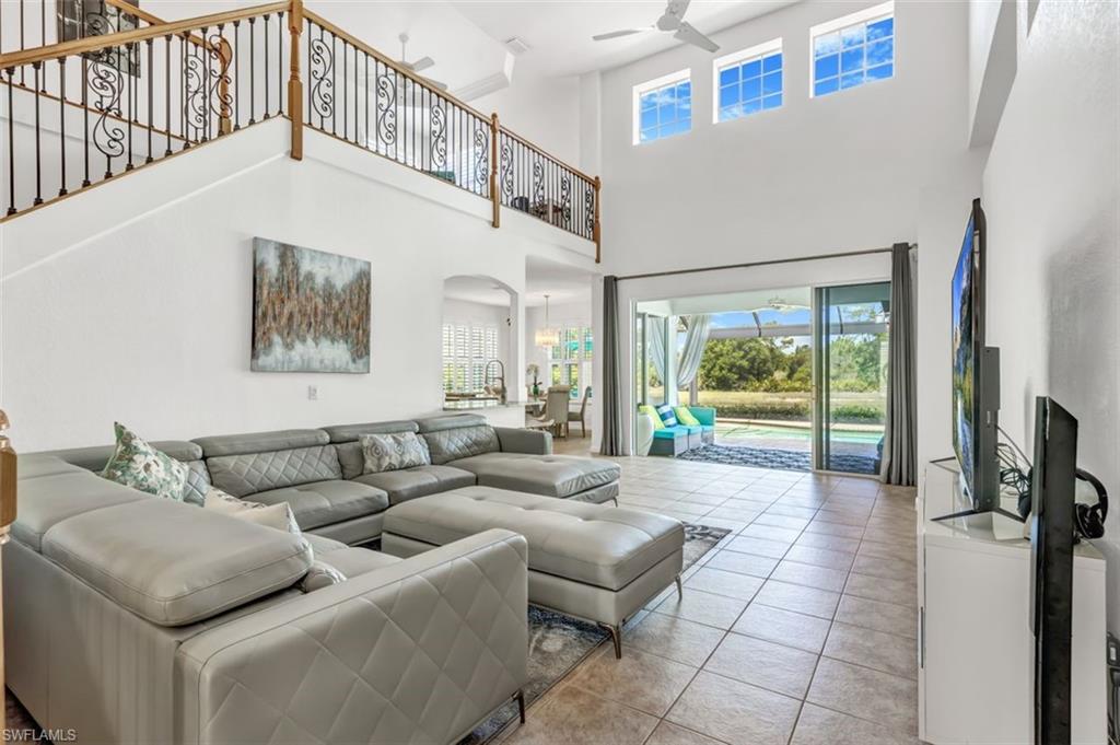 EMERSON SQUARE - Residential