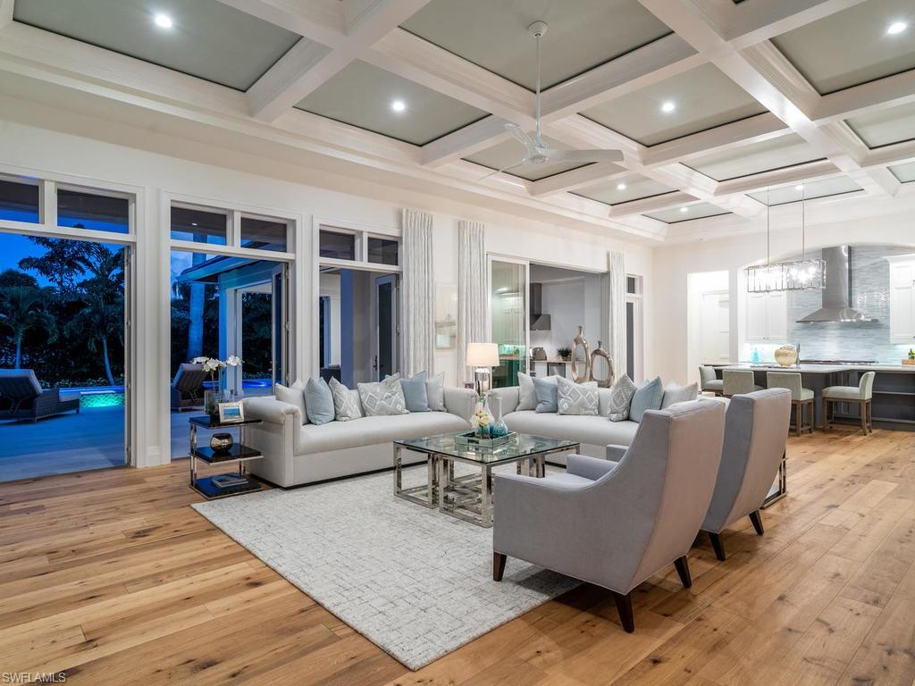 MOORINGS - Residential