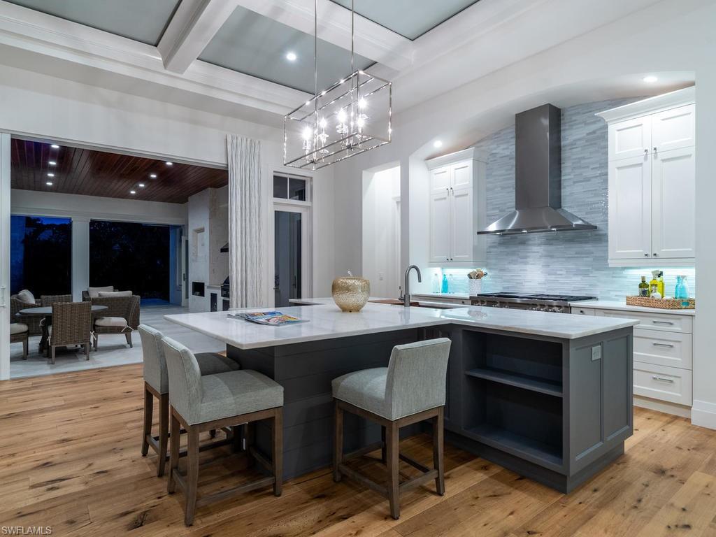 MOORINGS - Residential