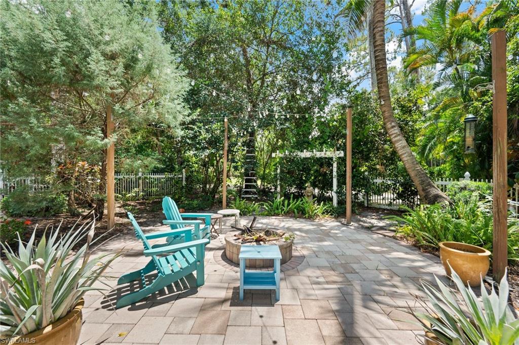 LOGAN WOODS - Residential