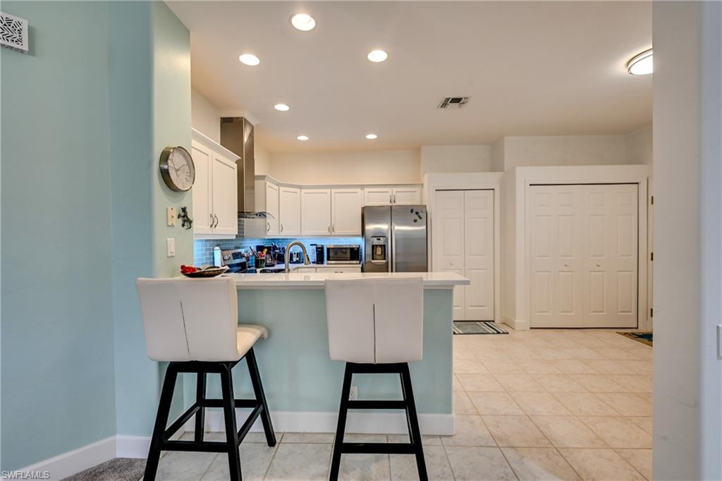 SOMMERSET VILLAS - Residential