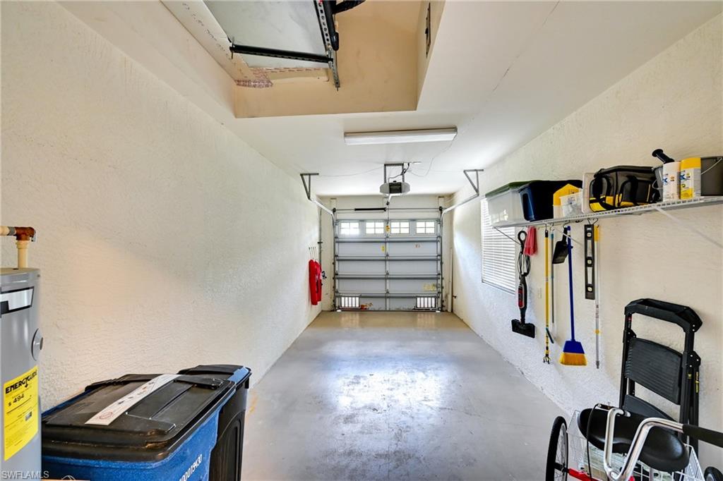 SOMMERSET VILLAS - Residential