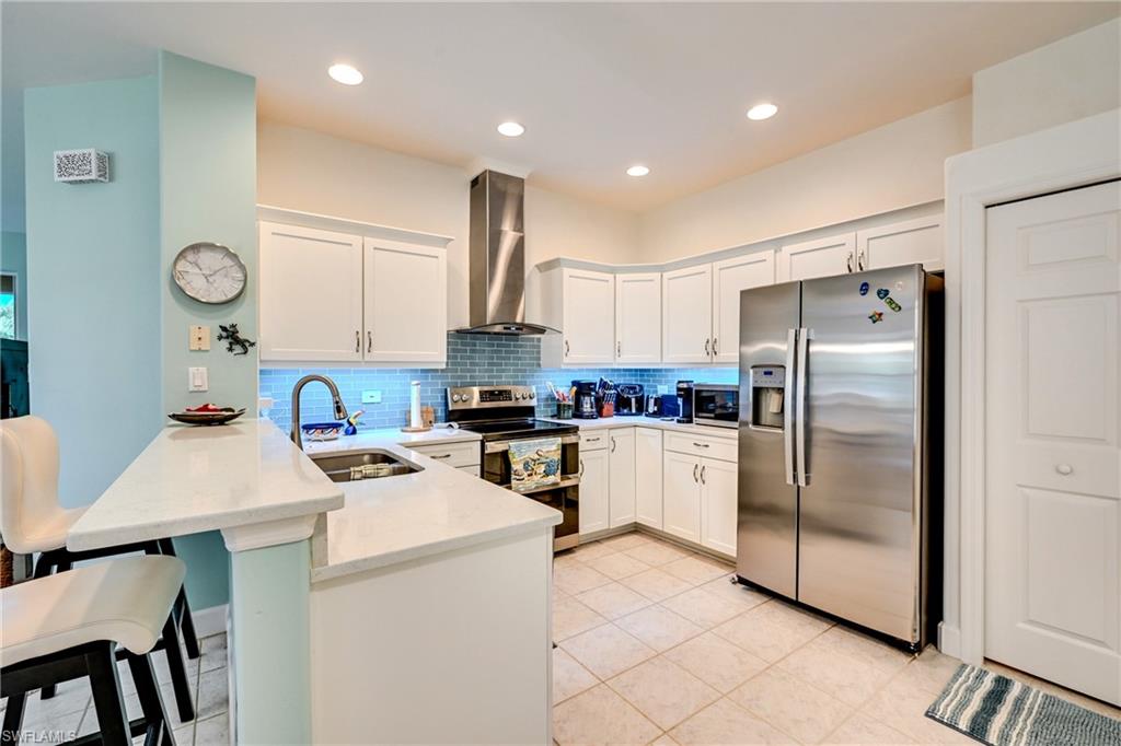 SOMMERSET VILLAS - Residential