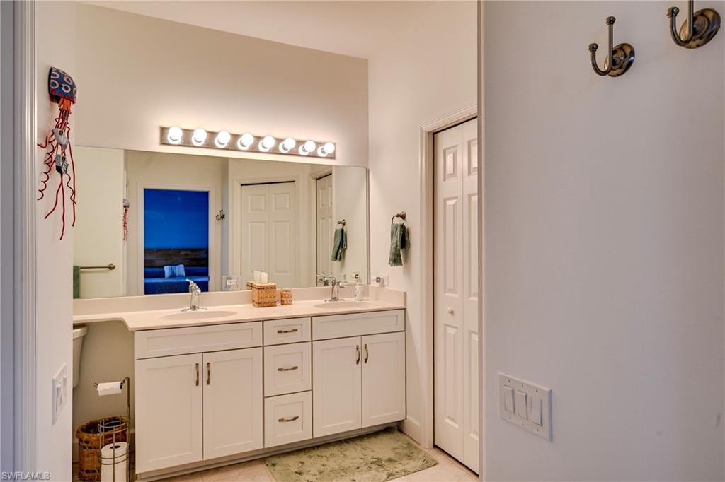 SOMMERSET VILLAS - Residential