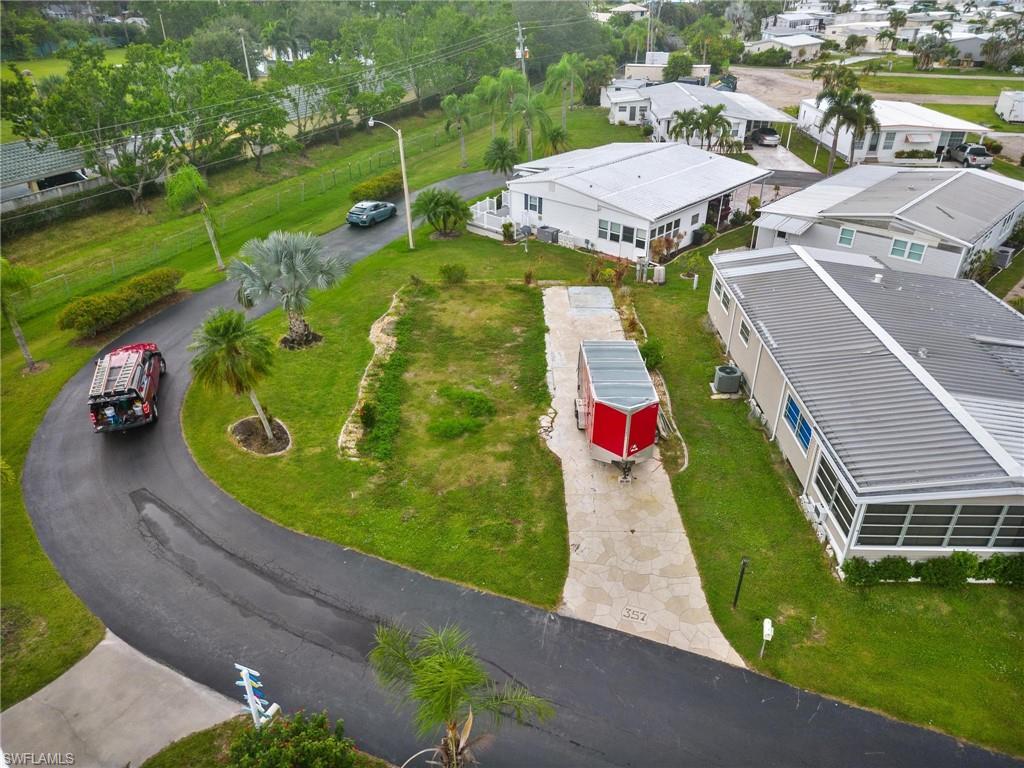 THUNDERBIRD MOBILE HOMES - Land