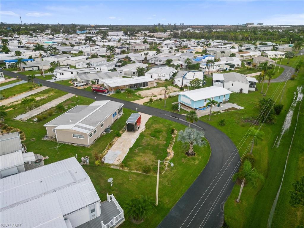 THUNDERBIRD MOBILE HOMES - Land