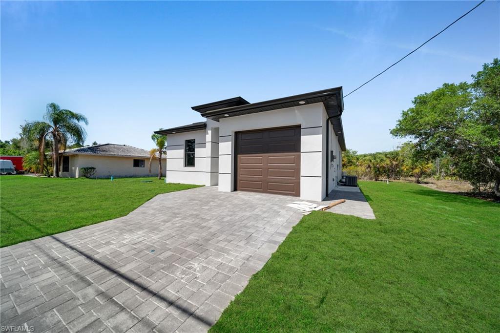 LEHIGH ACRES - Residential