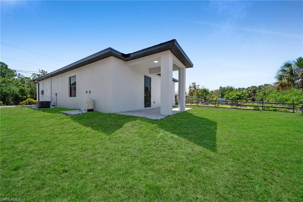 LEHIGH ACRES - Residential