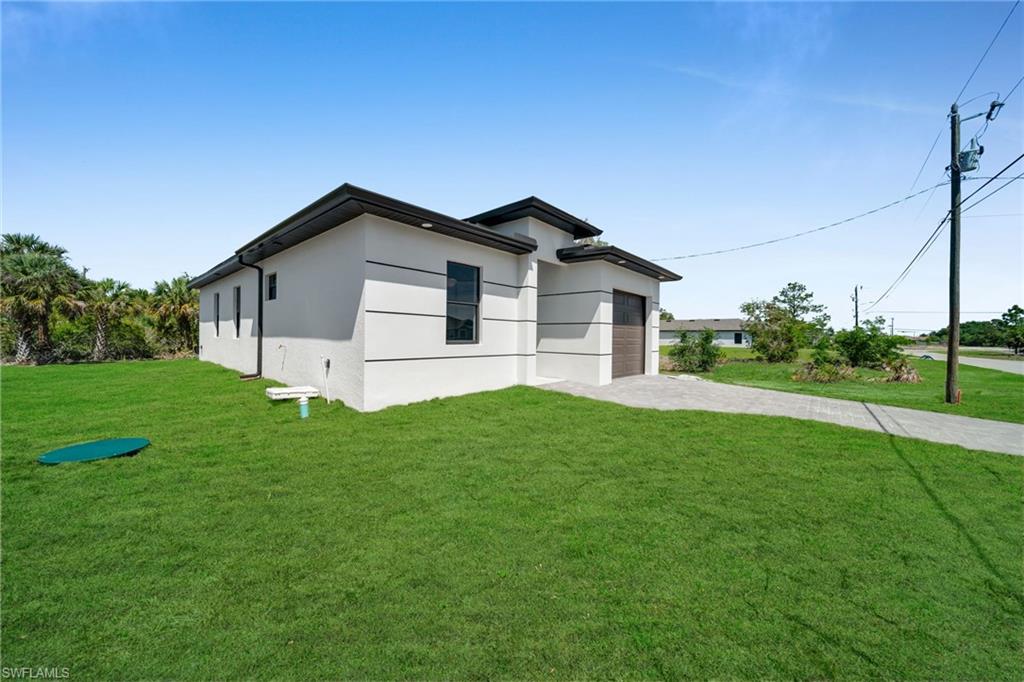 LEHIGH ACRES - Residential