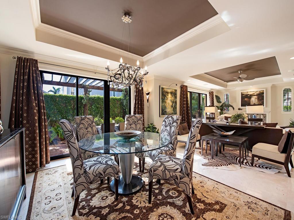 VILLAS ESCALANTE - Residential