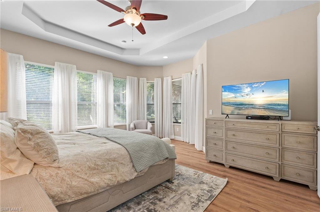 COUNTRY CLUB - Residential