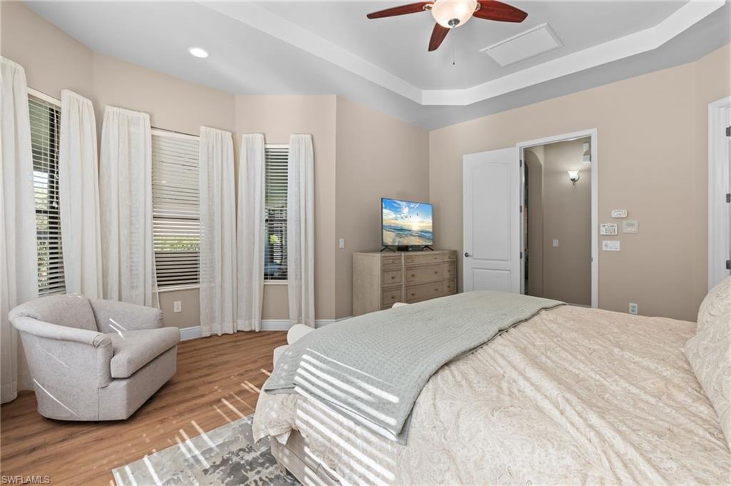 COUNTRY CLUB - Residential