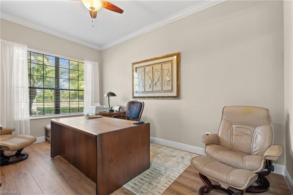 COUNTRY CLUB - Residential