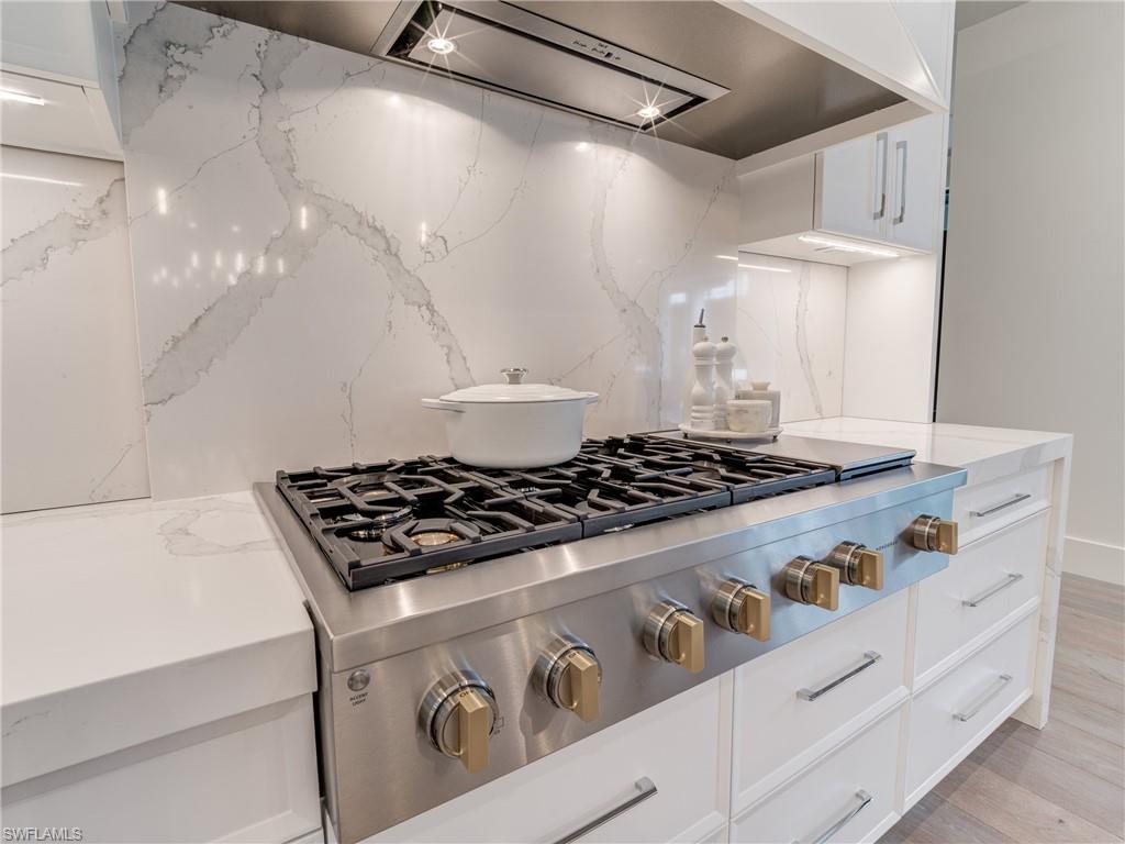 OLDE NAPLES - Residential