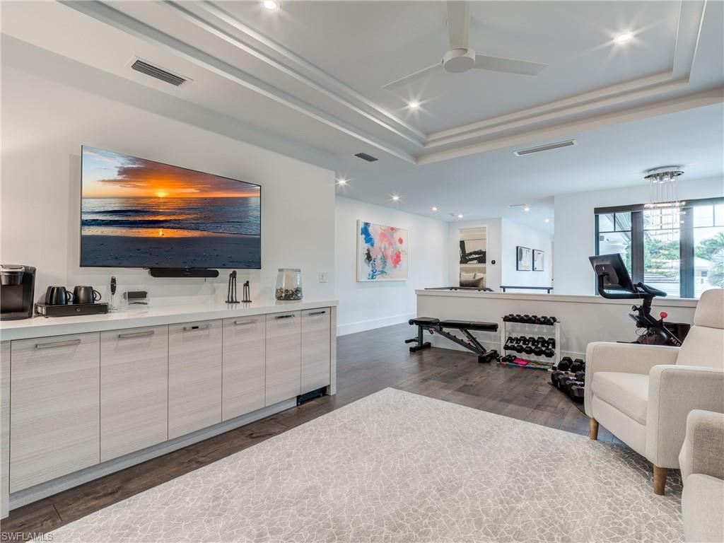 OLDE NAPLES - Residential