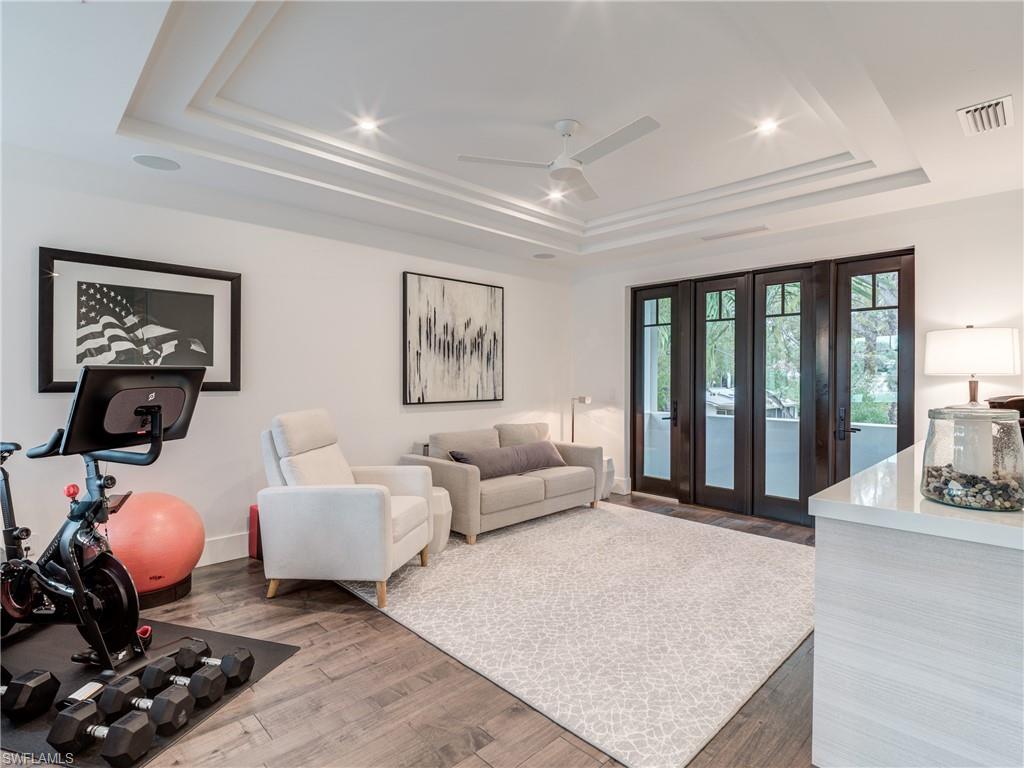 OLDE NAPLES - Residential