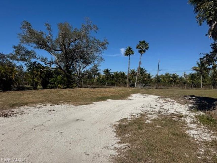 This perfect .32 acre lot is cleared and ready for any build! Just two minutes away from Pine Island Center, and just a couple blocks from the Bokeelia community pool and library. Close to plenty of great restaurants, boat ramp, park, and biking trails.