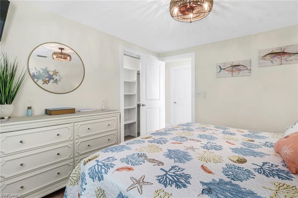 ISLAND HARBORS - Residential