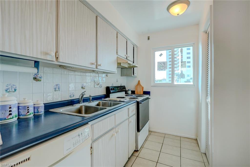 LEONARDO ARMS BEACH CLUB - Residential