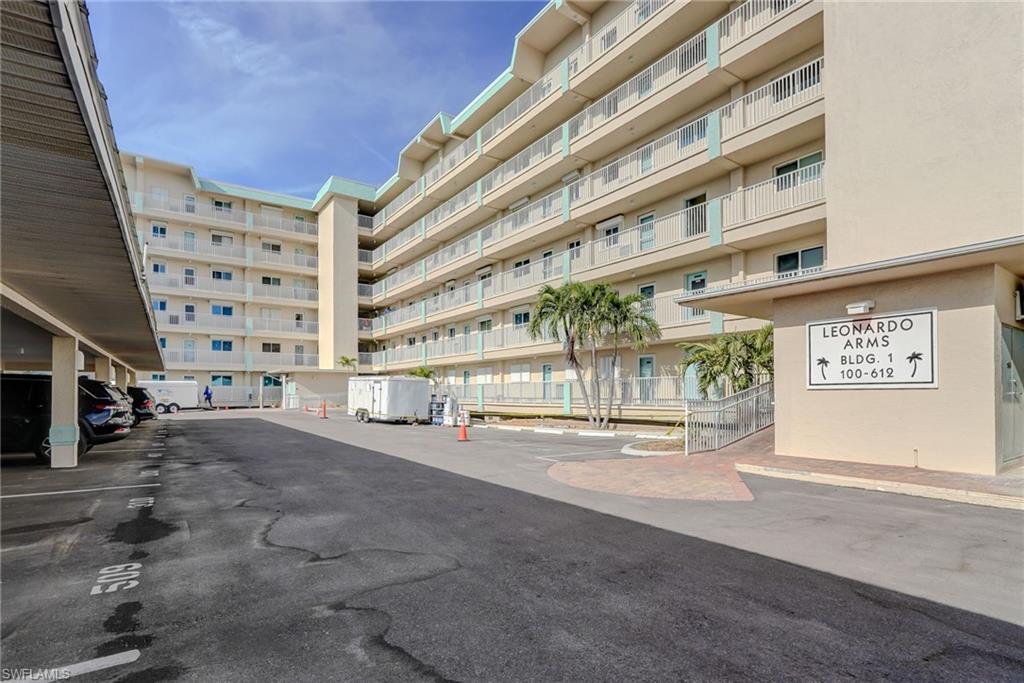 LEONARDO ARMS BEACH CLUB - Residential