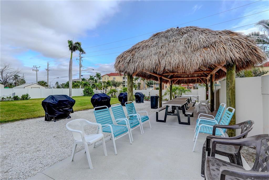 LEONARDO ARMS BEACH CLUB - Residential