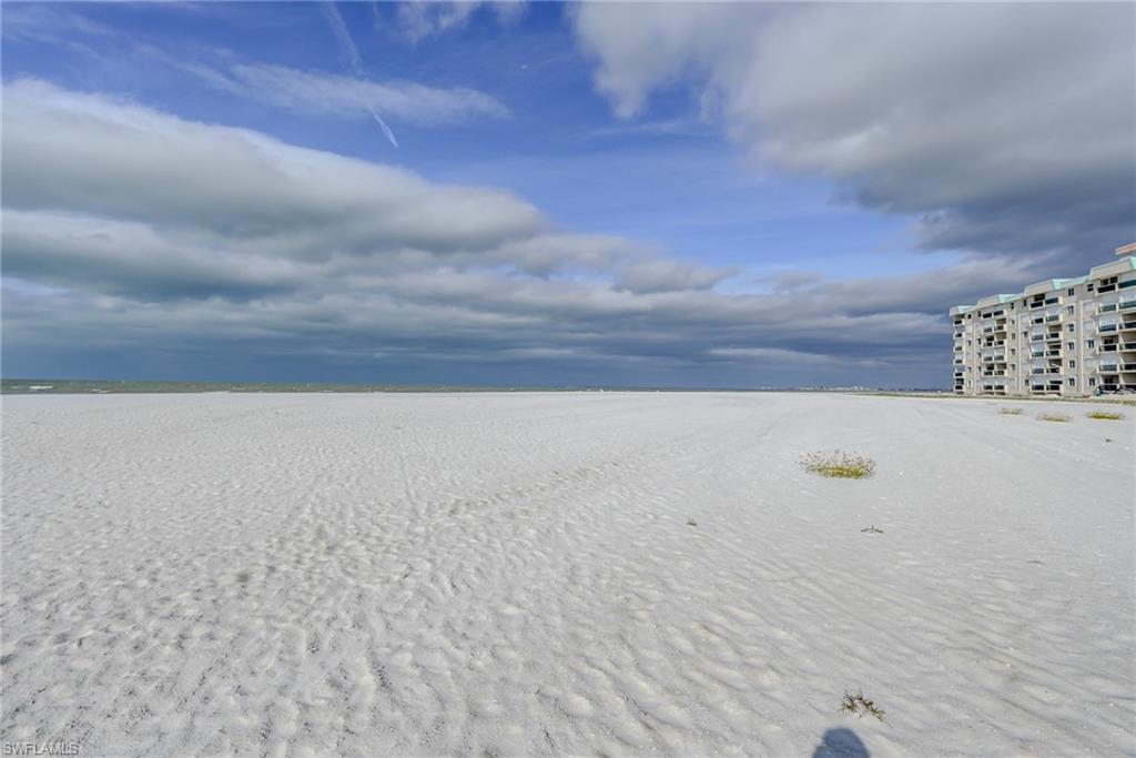 LEONARDO ARMS BEACH CLUB - Residential