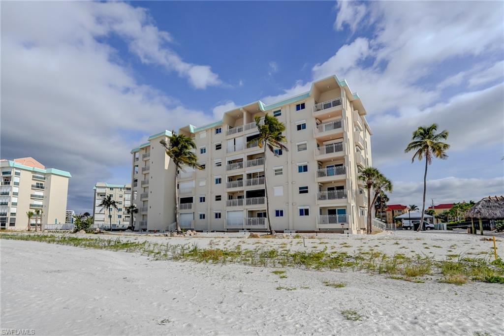 LEONARDO ARMS BEACH CLUB - Residential