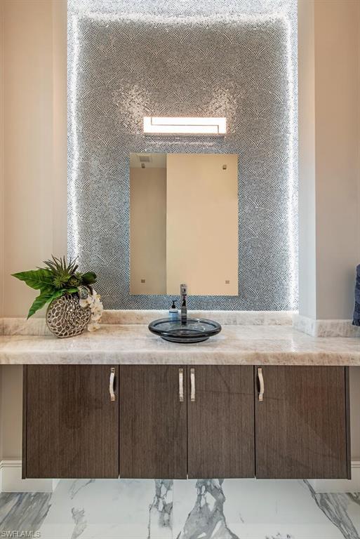 QUAIL WEST - Residential