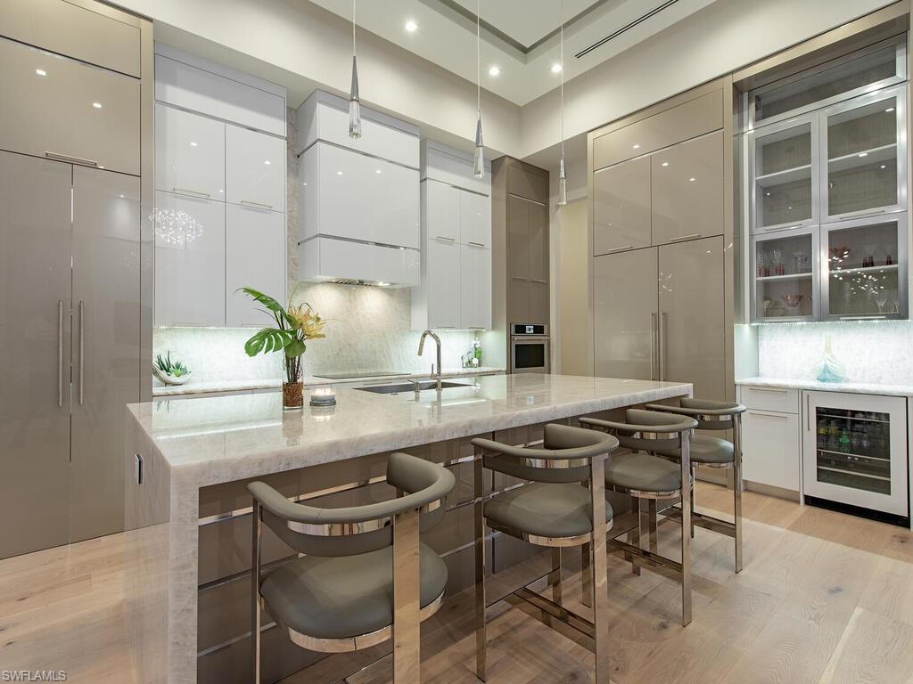 QUAIL WEST - Residential