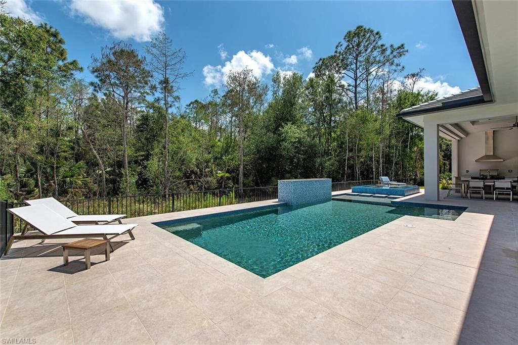 QUAIL WEST - Residential