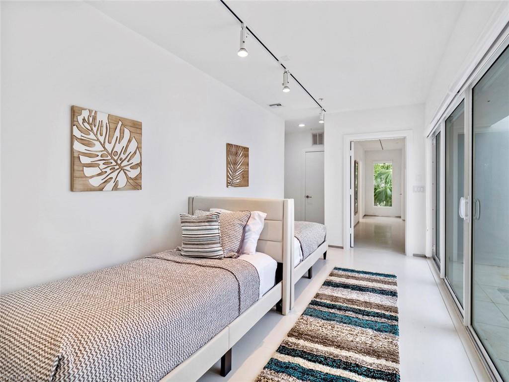 CAPTIVA BEACH - Residential