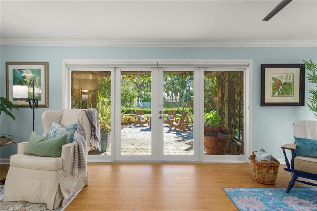 RIVERSIDE - Residential