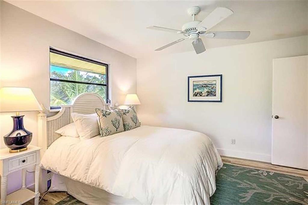 SANIBEL BAYOUS - Residential