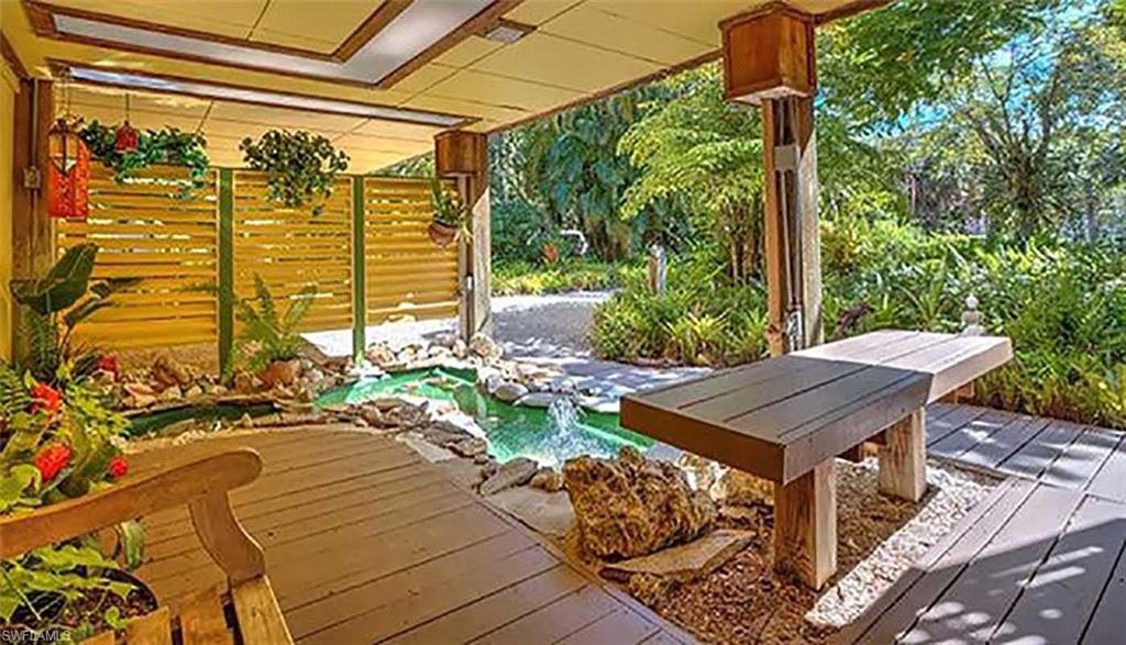 SANIBEL BAYOUS - Residential