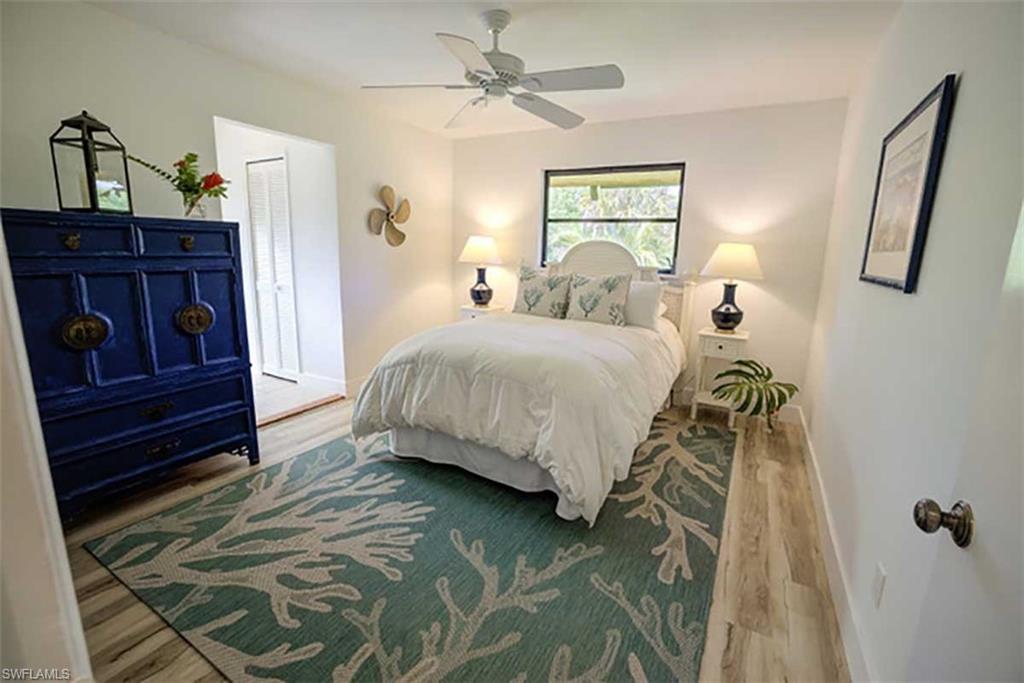 SANIBEL BAYOUS - Residential
