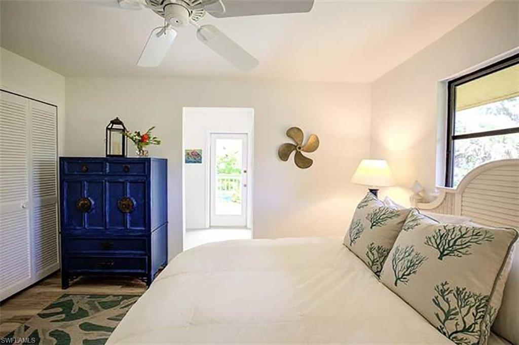 SANIBEL BAYOUS - Residential