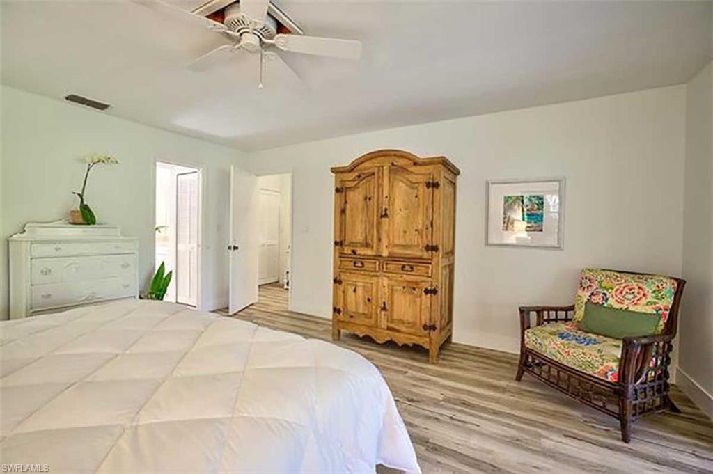 SANIBEL BAYOUS - Residential