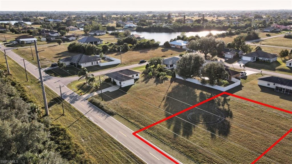 CAPE CORAL - Land