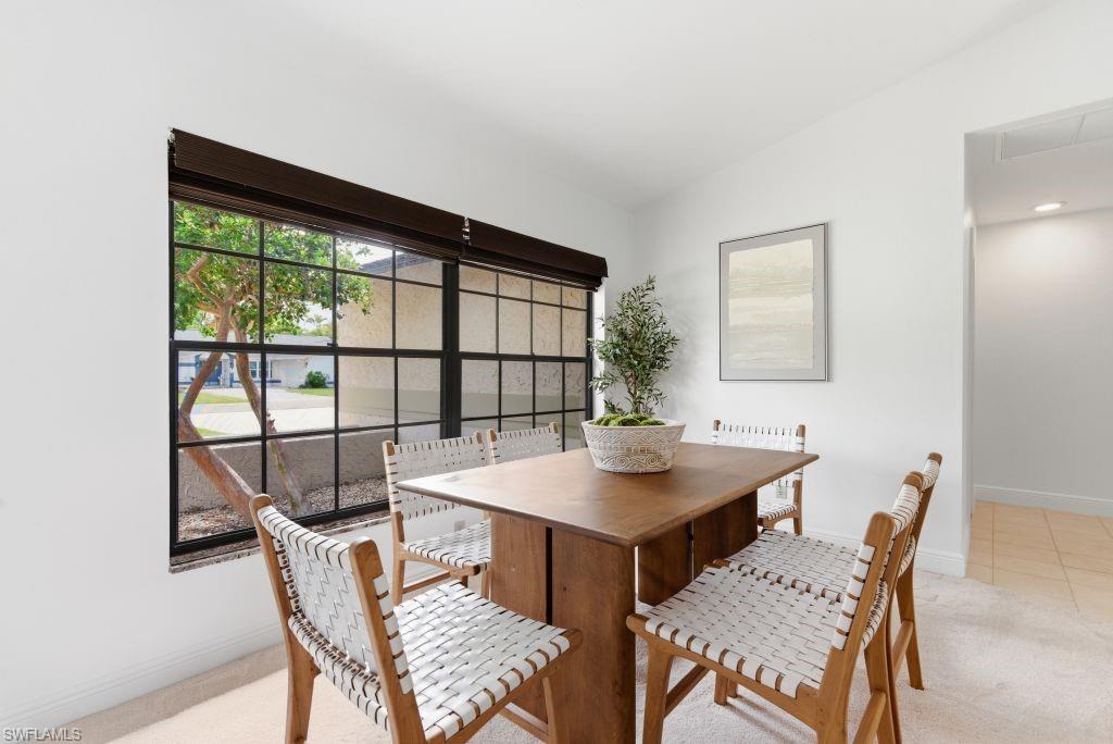 THREE OAKS - Residential